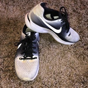 Nike Zoom Pegasus 34 size 8